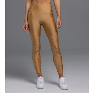 Greyson Divina Legging